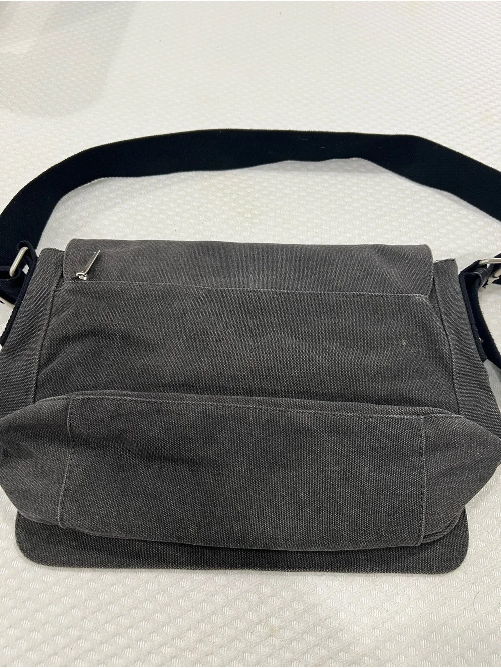 Kenneth Cole Reaction Gray Canvas Messenger Bag Laptop Crossbody Shoulder Bag